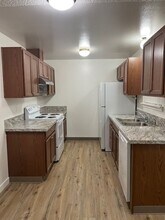 6406-6404 104th St E in Puyallup, WA - Foto de edificio - Building Photo