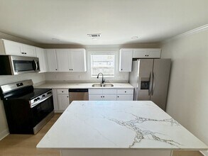 160 Indiana Ave in Athens, GA - Building Photo - Building Photo