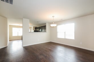 40 Camden Pl in Covington, GA - Foto de edificio - Building Photo