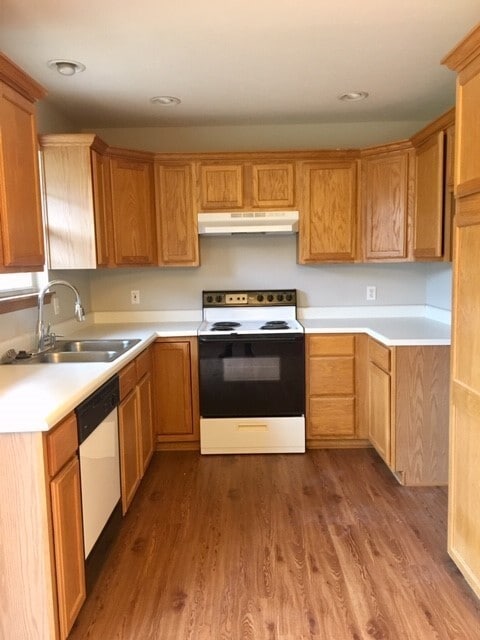 206 Nixon St in Strafford, MO - Building Photo - Building Photo