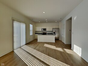 11827 Moorfield Ln in Indianapolis, IN - Foto de edificio - Building Photo