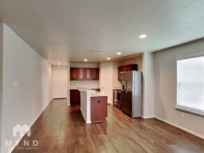 7532 Rose Robin Run Ct in Converse, TX - Building Photo - Building Photo