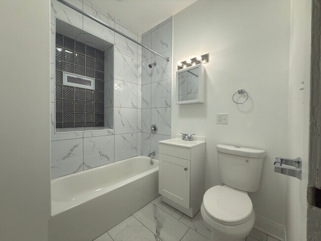 4617 S Calumet Ave in Chicago, IL - Building Photo - Building Photo