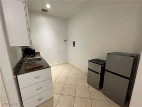 4116 15th Ave SW in Naples, FL - Building Photo - Building Photo