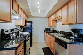 740 W Elm St in Phoenix, AZ - Building Photo - Building Photo