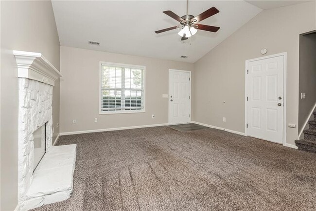 64 Maple Hill Dr in Dawsonville, GA - Building Photo - Building Photo