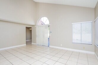 109 Quiet Desert Ln in Henderson, NV - Building Photo - Building Photo