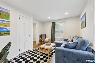 567 S Broad St in Glen Rock, NJ - Building Photo - Building Photo