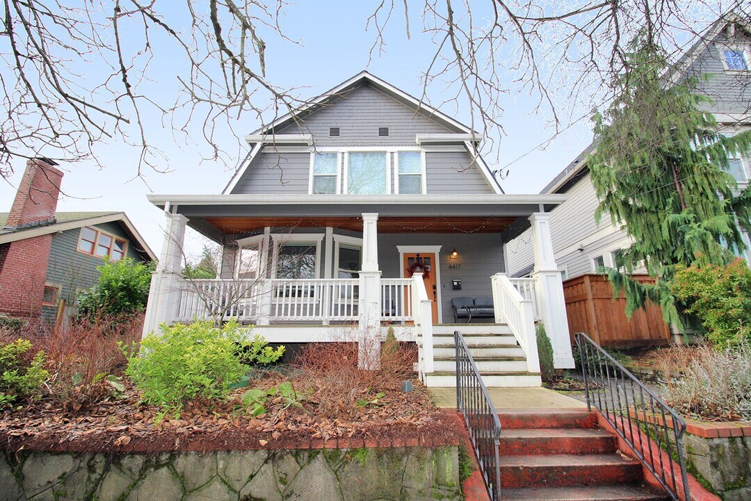 4417 N Gantenbein Ave in Portland, OR - Building Photo