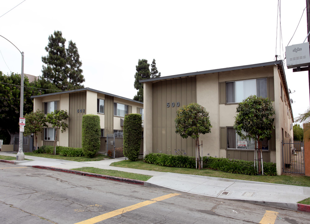 Orange Point Apartments in Long Beach, CA - Building Photo