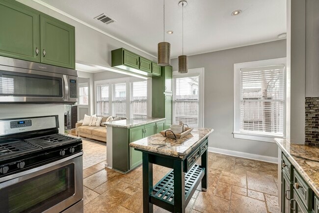 721 E 16th St in Houston, TX - Building Photo - Building Photo