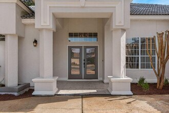 302 Country Club Rd in Shalimar, FL - Building Photo - Building Photo