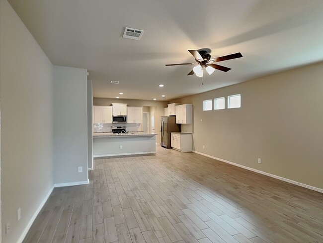 6721 Lake Overlook Dr in Fort Worth, TX - Building Photo - Building Photo