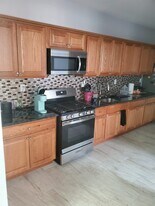 124 Mill Rd in Irvington, NJ - Building Photo