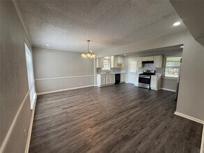 3027 Harlan Dr in Mesquite, TX - Building Photo - Building Photo