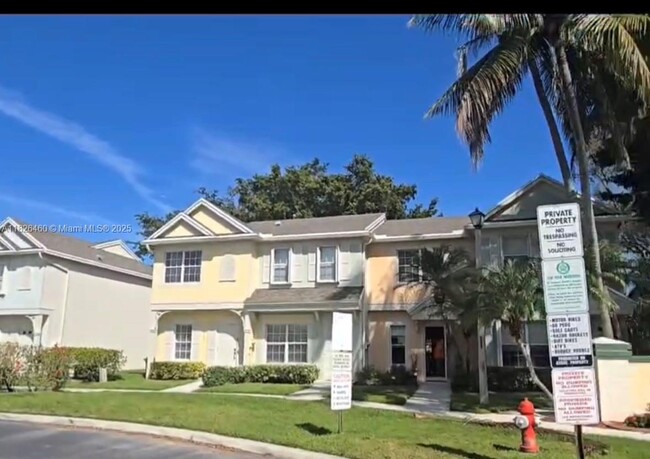 299 Duval Ct in Weston, FL - Building Photo - Building Photo