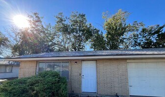 2724-2724 W Peninsula Dr in Moses Lake, WA - Building Photo