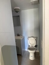 437 NE 30th St in Miami, FL - Building Photo - Building Photo