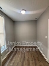 7311 S Dorchester Ave in Chicago, IL - Building Photo - Building Photo