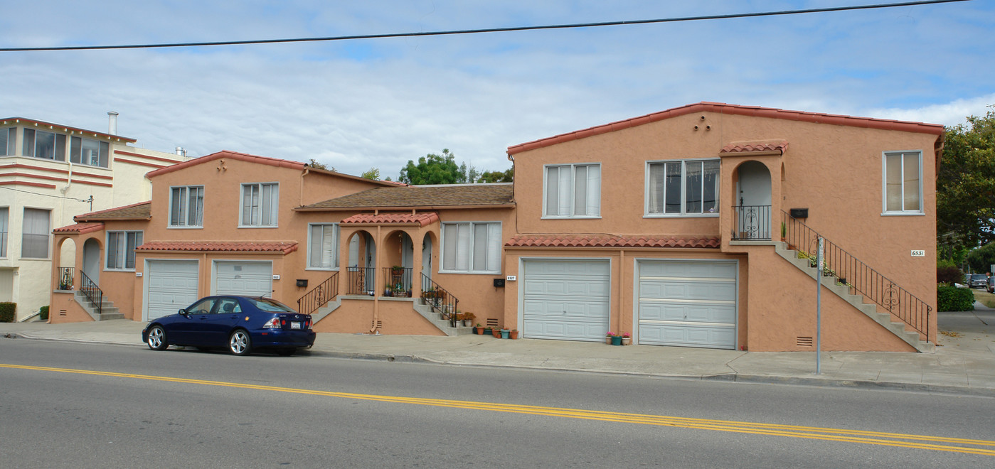 6519 Central Ave in El Cerrito, CA - Foto de edificio