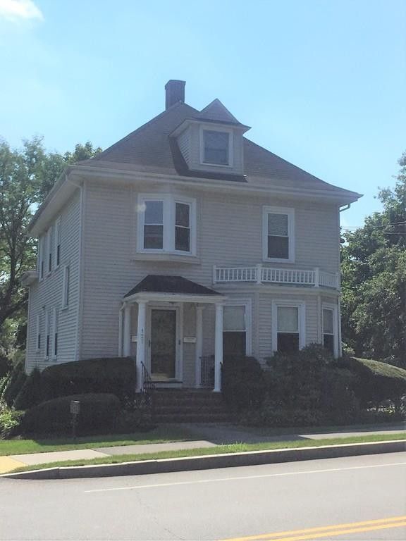 127 Linden St Rentals in Wellesley, MA