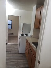 393 S Eastern Ave, Unit 3 in Idaho Falls, ID - Building Photo - Building Photo