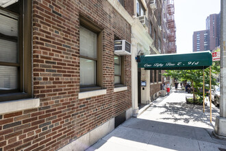 155 E 91st St in New York, NY - Building Photo - Building Photo