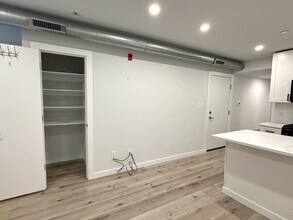 2239 N Front St in Philadelphia, PA - Foto de edificio - Building Photo