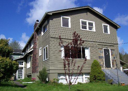 1509 N B St in Aberdeen, WA - Foto de edificio