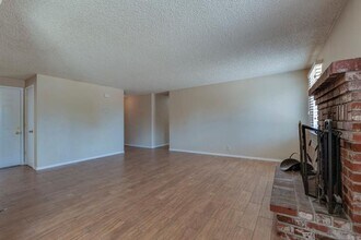 3061 Meadowlands Dr in Sparks, NV - Building Photo - Building Photo