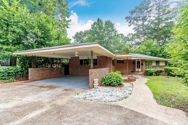 3105 Pelzer Ave in Montgomery, AL - Building Photo - Building Photo