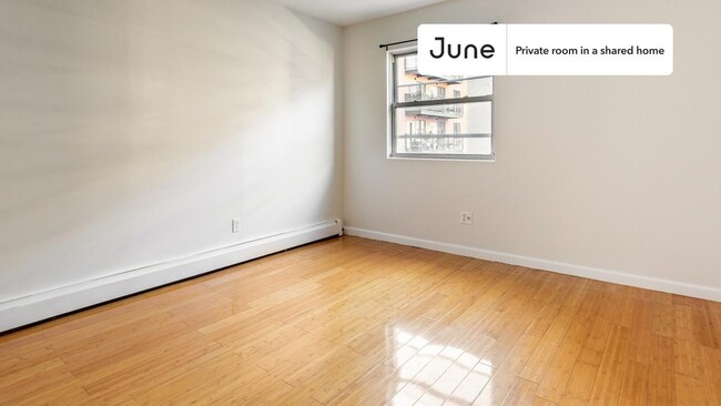 Room in Shared 4 bed/2 bath home in New York, NY - Building Photo - Building Photo