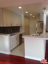 8738 Delgany Ave, Unit 308 in Playa Del Rey, CA - Building Photo - Building Photo
