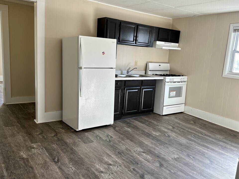 321 W Hillside Dr, Unit 2 in Bloomington, IN - Foto de edificio
