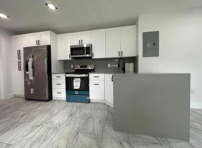 property at 707 NW 3rd Ave