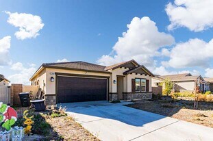 24113 Montecito Dr in Wildomar, CA - Building Photo