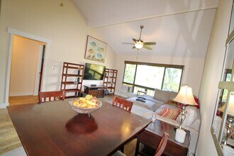 15 Kulanihakoi in Kihei, HI - Building Photo - Building Photo