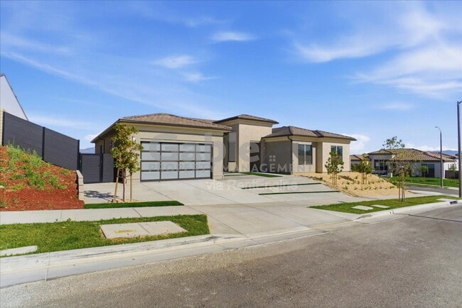 property at 30000 N Camino los Robles