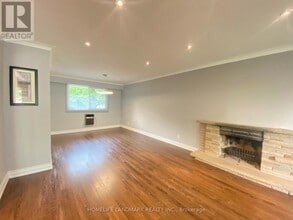 156 Guildwood Pkwy in Toronto, ON - Building Photo - Building Photo