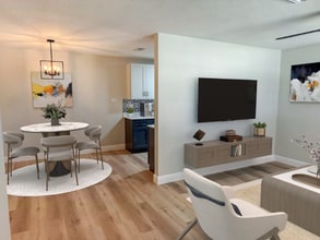 1203 Duke Way in Cocoa, FL - Foto de edificio - Building Photo