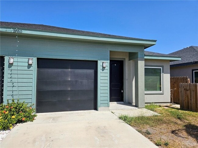 17 Saketa Ln in Brownsville, TX - Building Photo - Building Photo