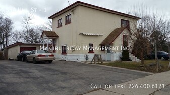 55 Hill St in Kitchener, ON - Building Photo