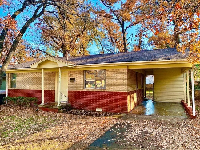 6614 NW 27th St in Bethany, OK - Foto de edificio - Building Photo