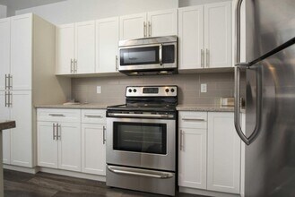 The Ridge Apartments in Winnipeg, MB - Building Photo - Building Photo