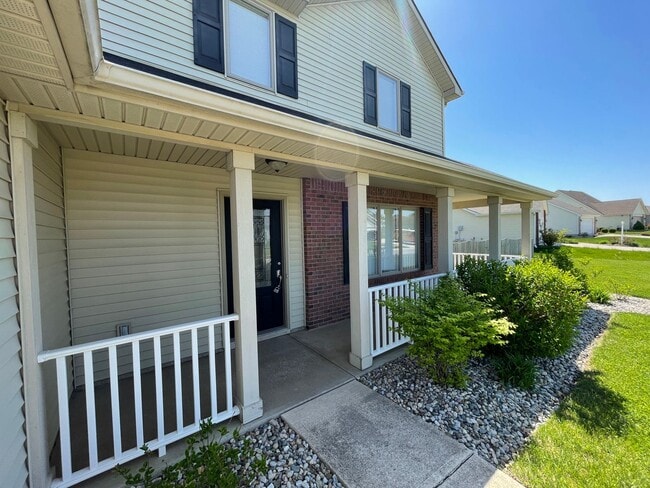 1834 Shakespeare Blvd in Fort Wayne, IN - Building Photo - Building Photo