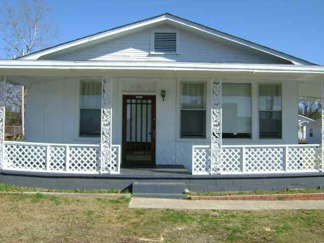 111 Hammond Dr in Hot Springs, AR - Foto de edificio