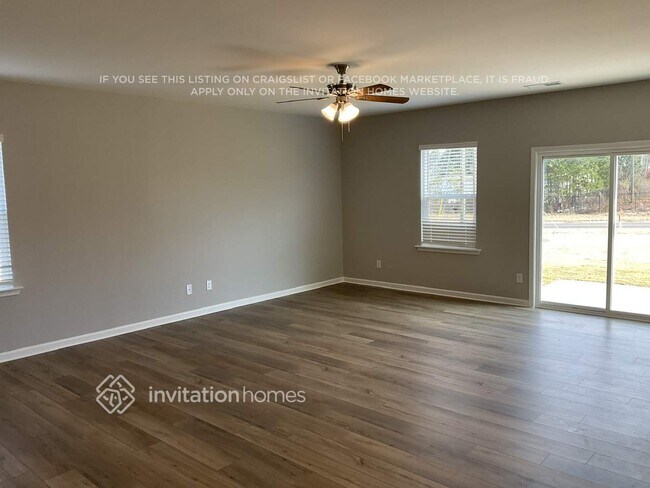 536 Almere Dr in Hampton, GA - Building Photo - Building Photo