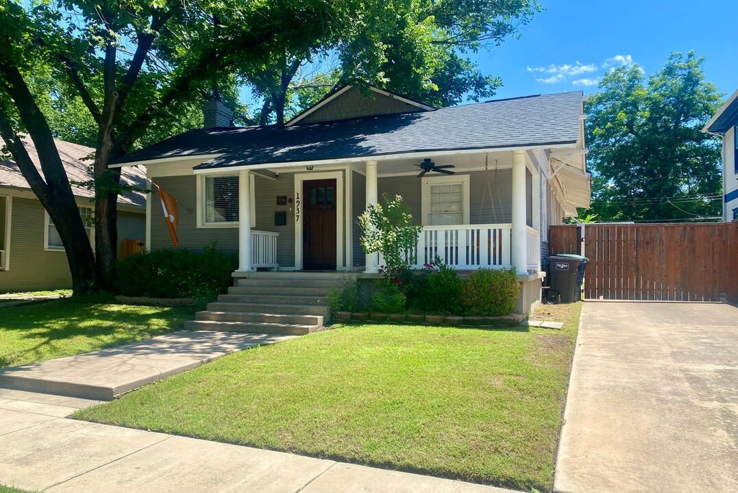 1937 Hurley Ave in Fort Worth, TX - Building Photo