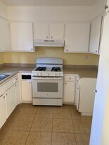 28221 Via Princesa, Unit 1 in Murrieta, CA - Building Photo