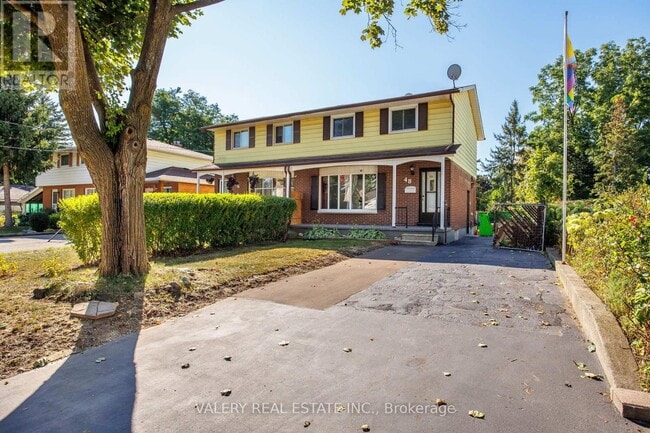 property at 48 Clarence St